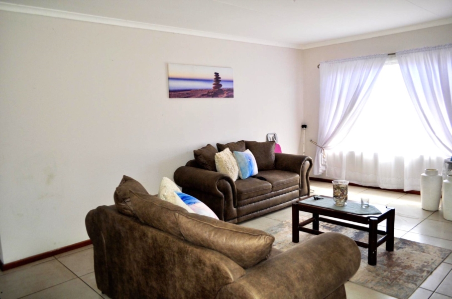 3 Bedroom Property for Sale in Wavecrest Eastern Cape
